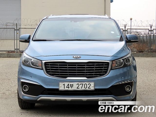 Kia Carnival — exterior