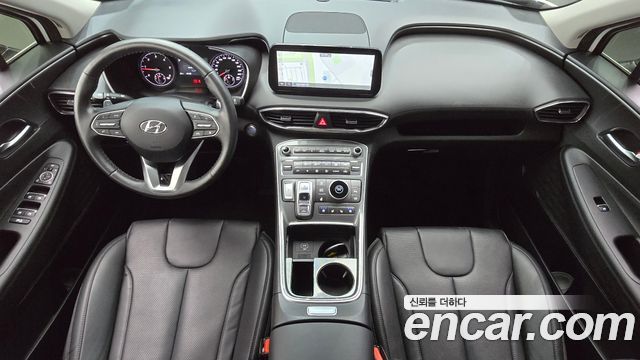 Hyundai Santa Fe — interior