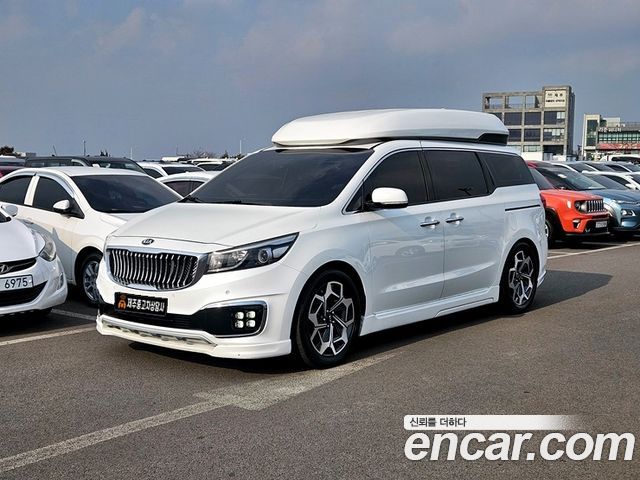 Kia Carnival — exterior