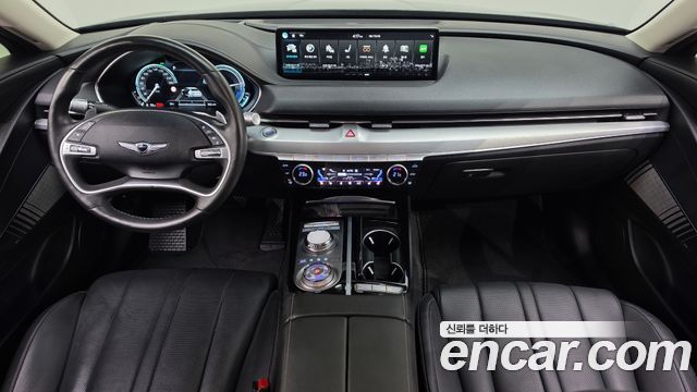Genesis G80 — interior