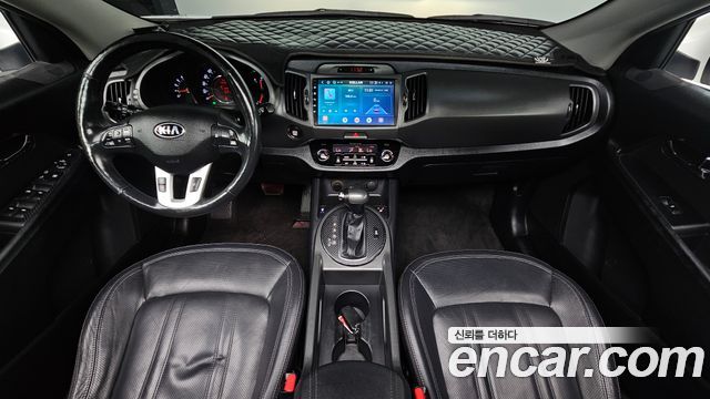 Kia Sportage — interior