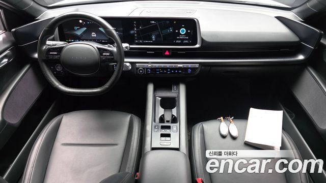 Hyundai IONIQ 6 — interior