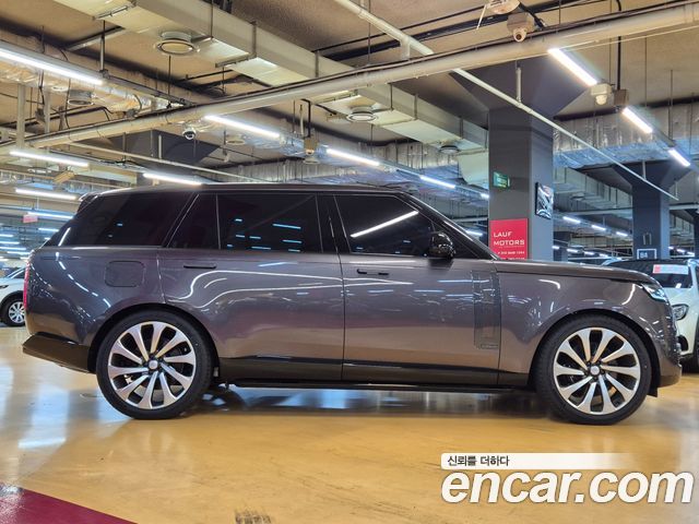 Land Rover Range Rover — interior