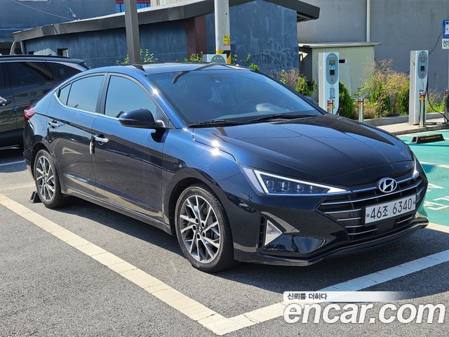 Hyundai Avante — exterior