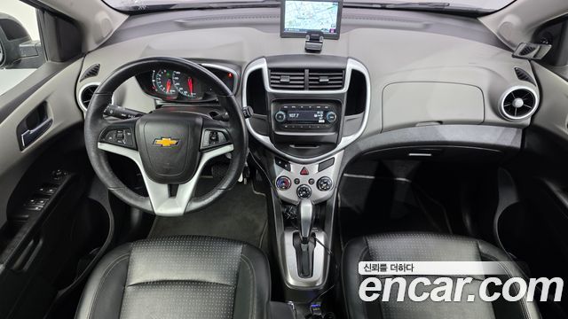 Chevrolet Korea Aveo — interior