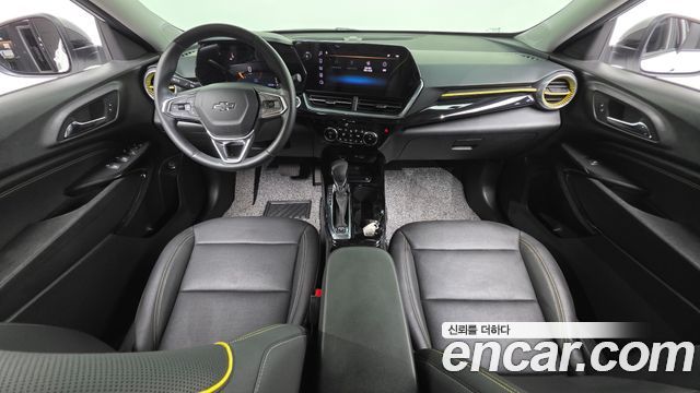 Chevrolet Korea Trax — interior