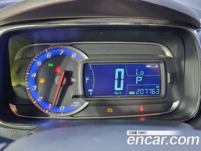 Chevrolet Korea Trax — interior