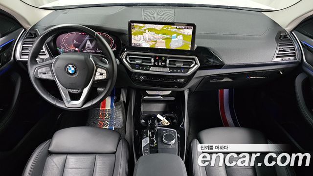 BMW X4 — interior