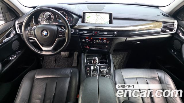 BMW X6 — interior