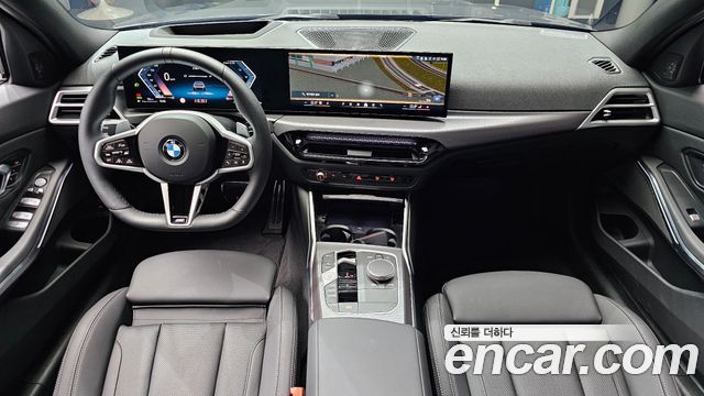 BMW 3 Series — interior