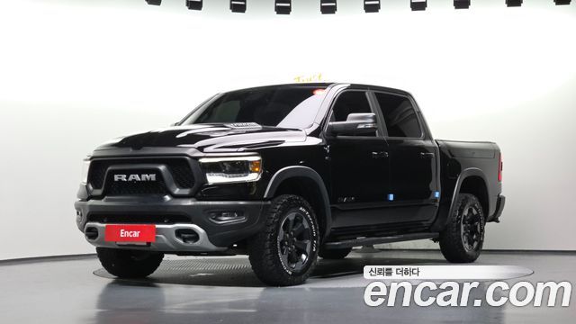 Dodge Ram Pickup — exterior
