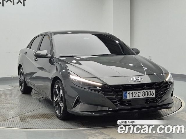Hyundai Avante — exterior
