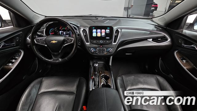 Chevrolet Korea Malibu — interior