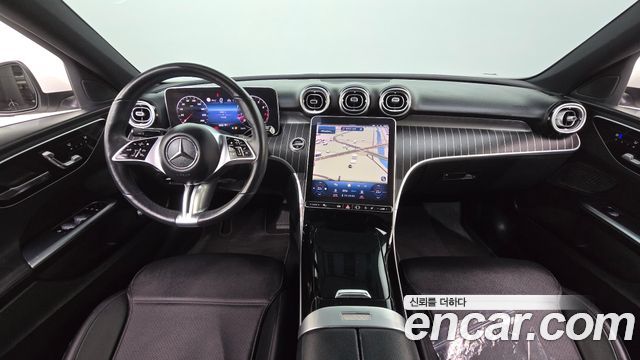 Mercedes-Benz C-Class — interior
