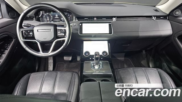 Land Rover Range Rover Evoque — interior