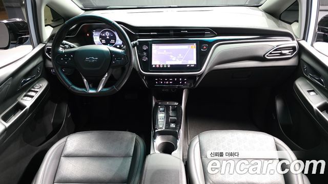 Chevrolet Korea Bolt EV — interior