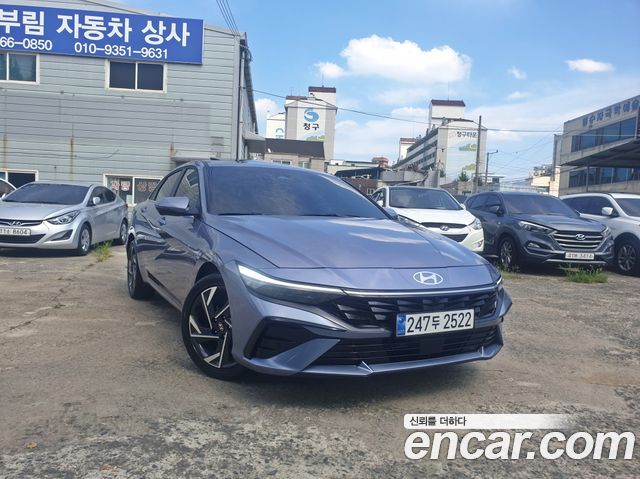 Hyundai Avante — exterior