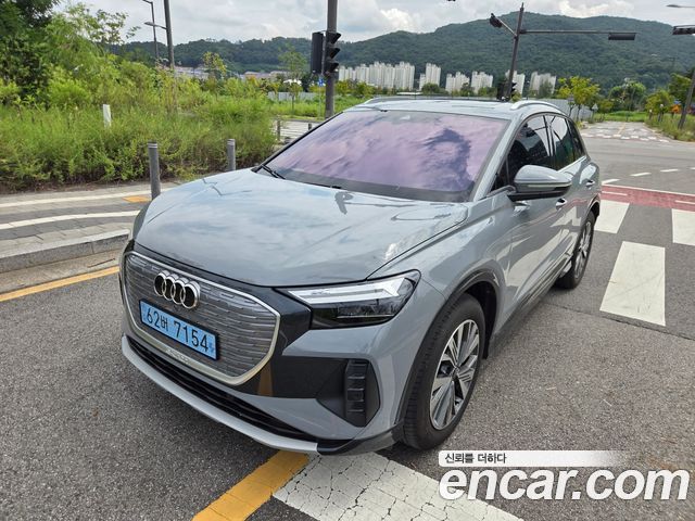 Audi Q4 e-tron — exterior