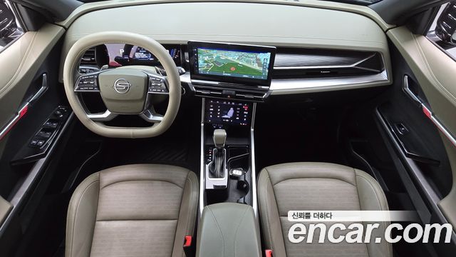 KG Mobility Torres — interior