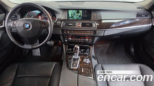 BMW 5 Series — interior