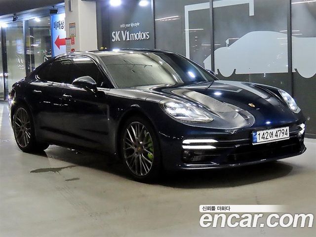 Porsche Panamera — exterior