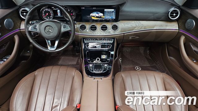 Mercedes-Benz E-Class — interior
