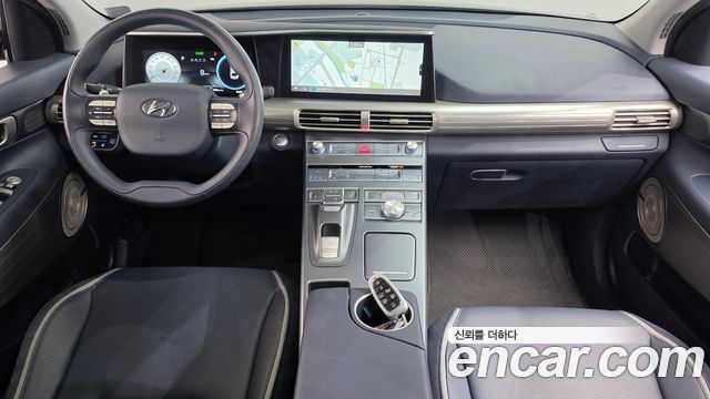 Hyundai Nexo — interior