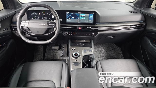 Kia Sportage — interior