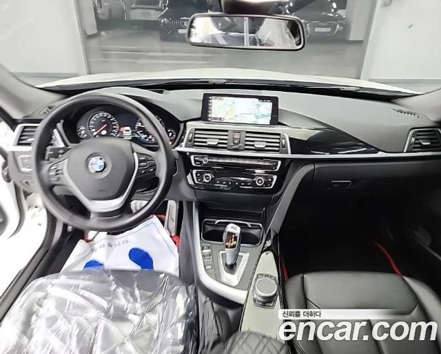 BMW Gran Turismo GT — interior