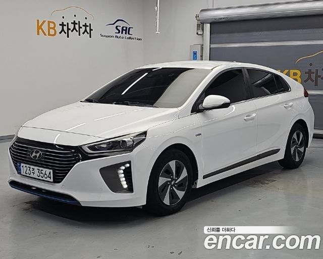 Hyundai Ioniq — exterior