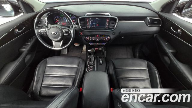Kia Sorento — interior