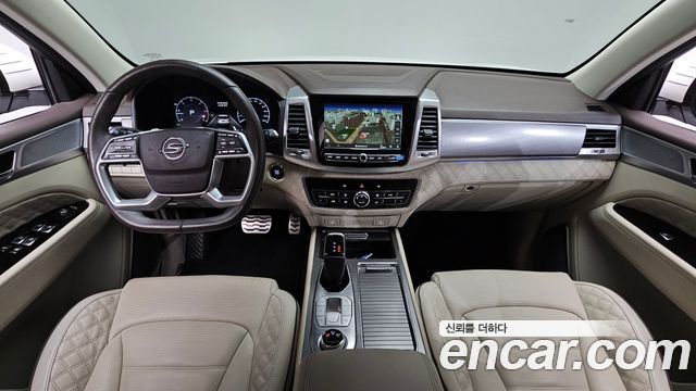 KG Mobility Rexton — interior