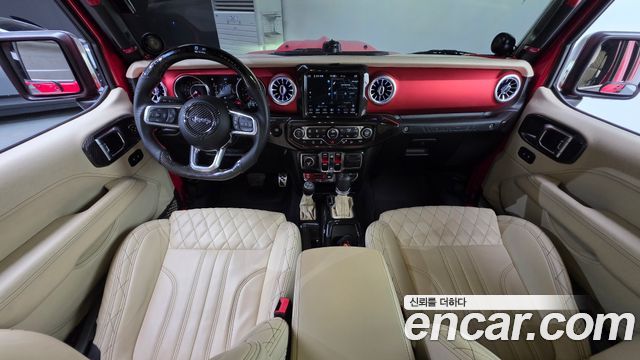 Jeep Wrangler — interior