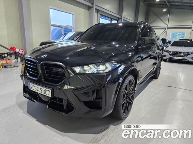 BMW X5M — exterior