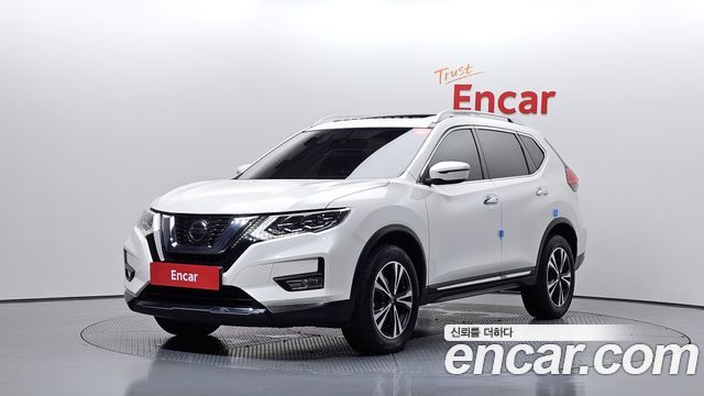 Nissan X-Trail — exterior