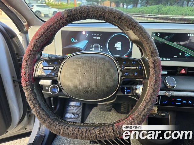 Hyundai IONIQ 5 — interior