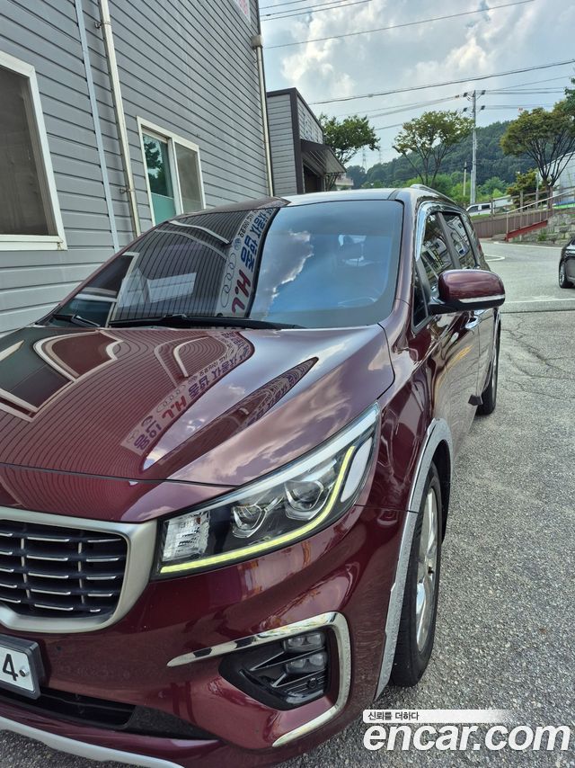 Kia Carnival — exterior