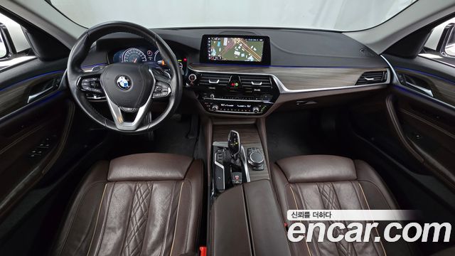 BMW 5 Series — interior