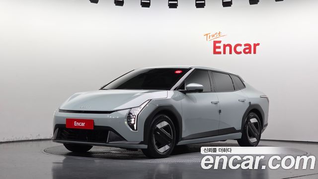 Kia EV4 — exterior