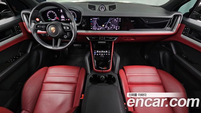 Porsche Cayenne — interior