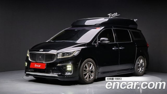 Kia Carnival — exterior