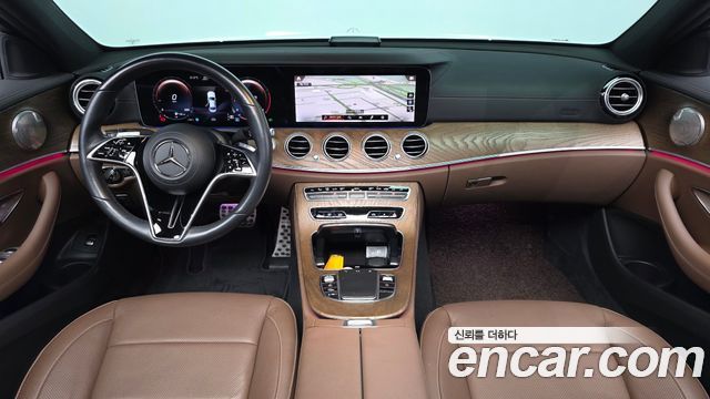 Mercedes-Benz E-Class — interior