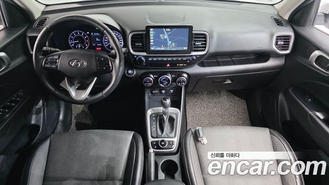 Hyundai Venue — interior