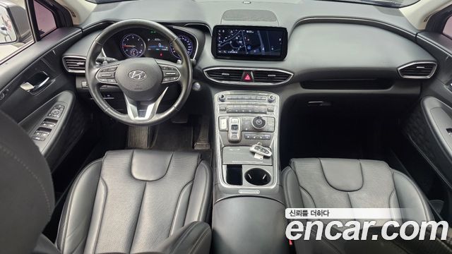 Hyundai Santa Fe — interior