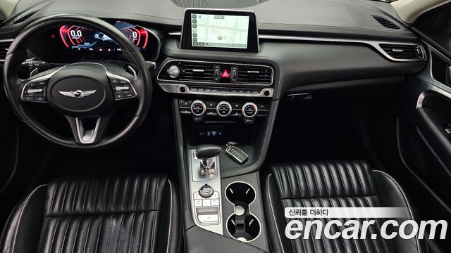 Genesis G70 — interior