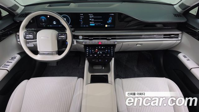 Hyundai Grandeur — interior