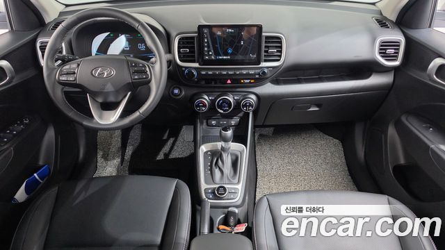 Hyundai Venue — interior