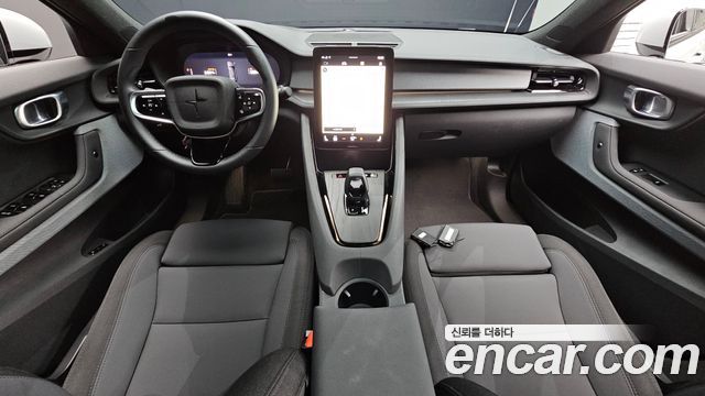 Polestar 2 — interior