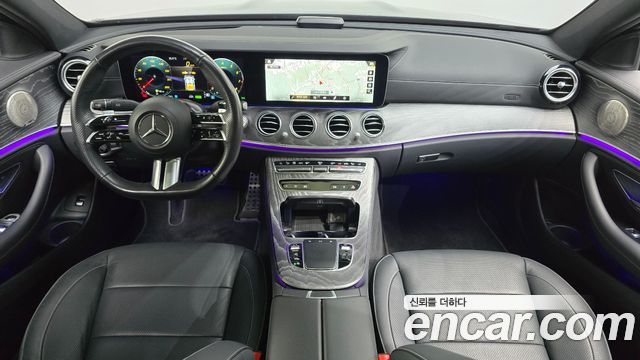 Mercedes-Benz E-Class — interior