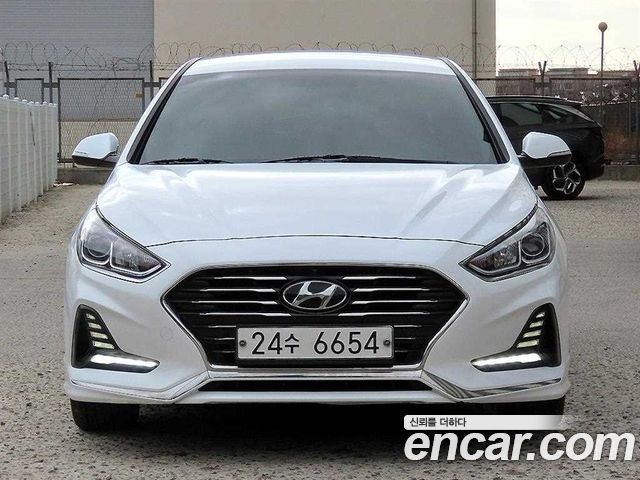 Hyundai Sonata — exterior